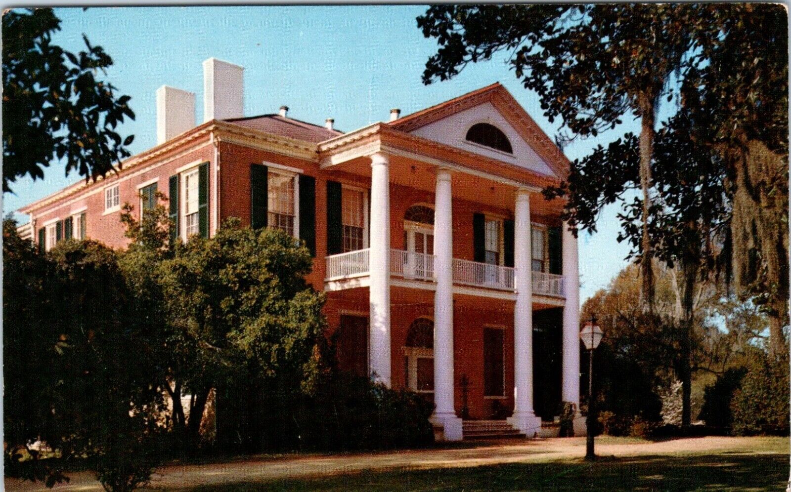 Natchez, MS - Arlington Postcard Chrome Unposted DS-610 Mansion Plantation Home