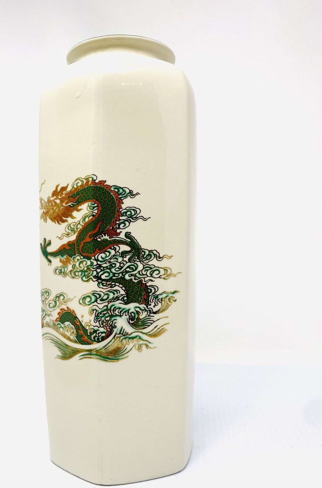 Satsuma Vintage 1979 Japan Dragon  Vase Porcelain Gold Trim