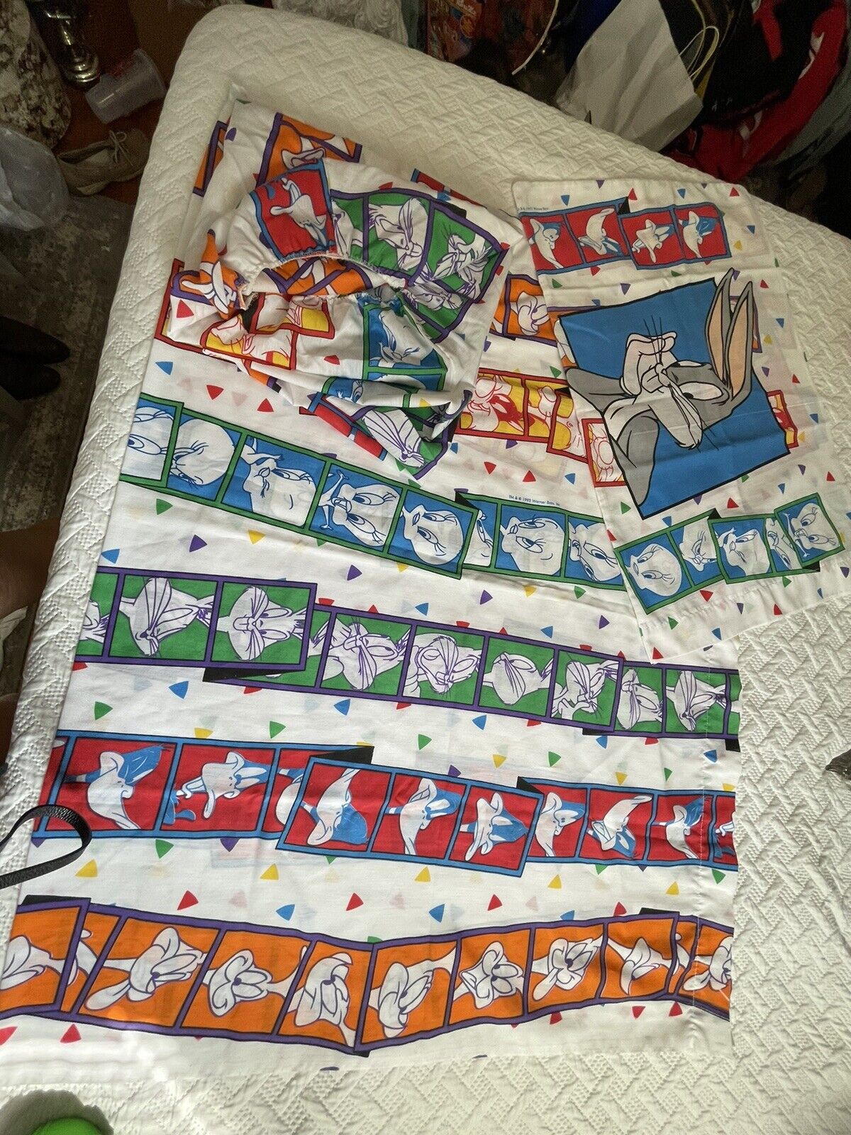 Vintage 1993 Looney Tunes Toddler Bed  Comforter Bedding Set~Sheets~pillowcase