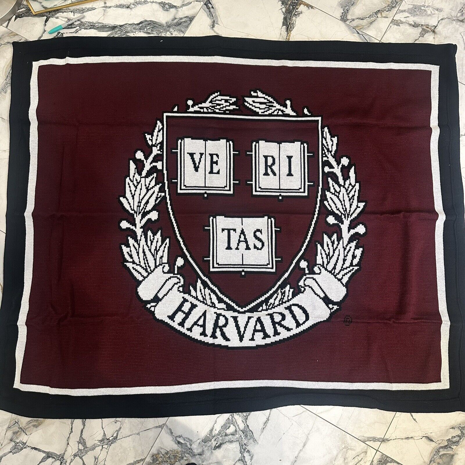Harvard Blanket Ve Ri Tas Maroon Blanket Throw Tapestry NEW 
