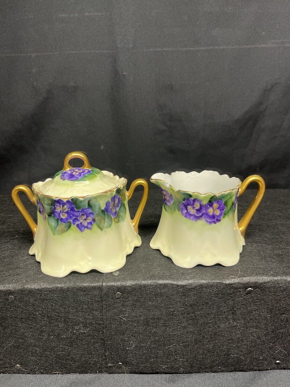 Vintage ZS & Co Porcelain Pansy Creamer And Sugar Bowl With Lid Bavaria READ