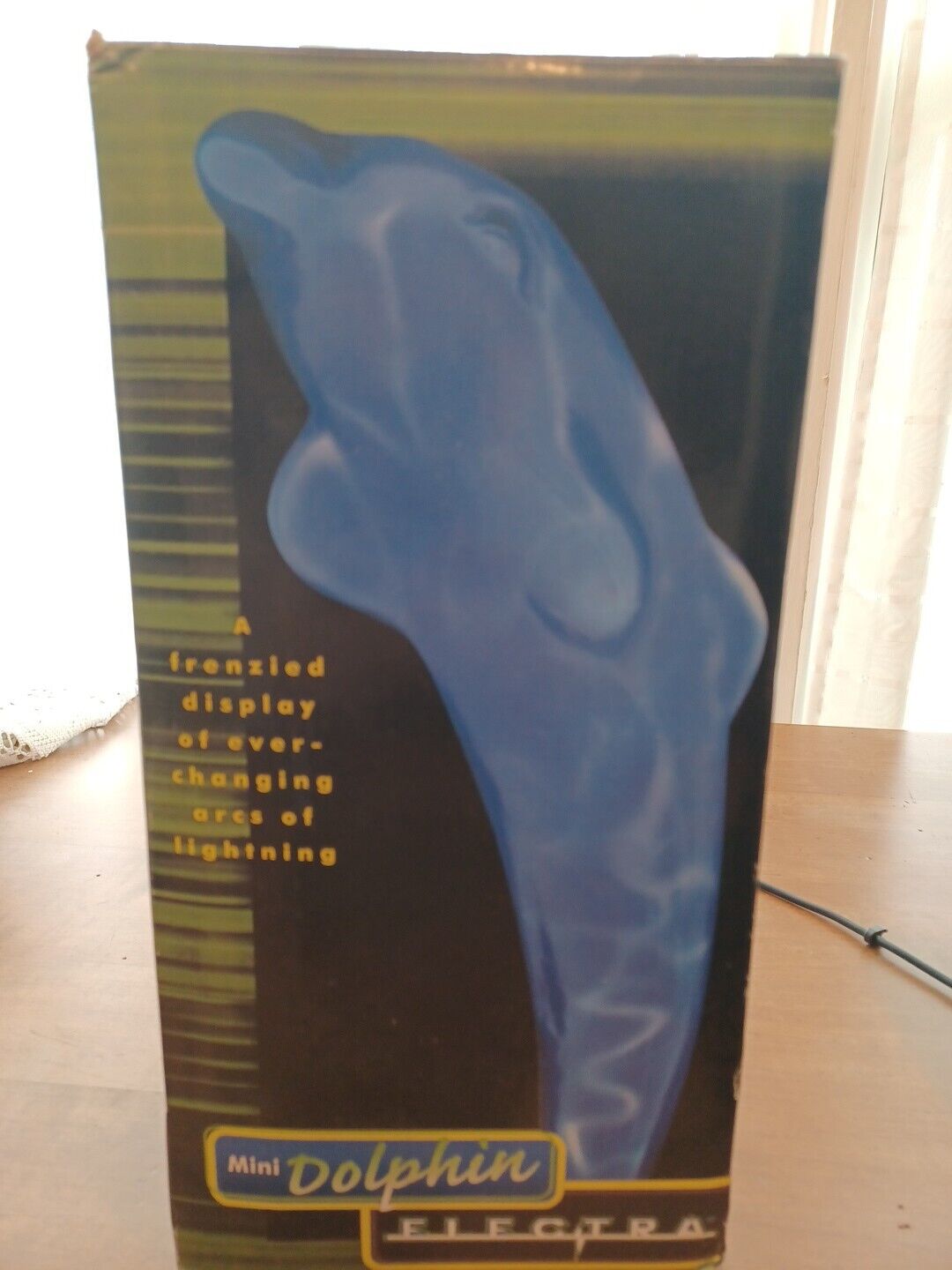 LumiSource Electra Plasma Lamp Dolphin Blue Neon Lightning 2001 in Original Box