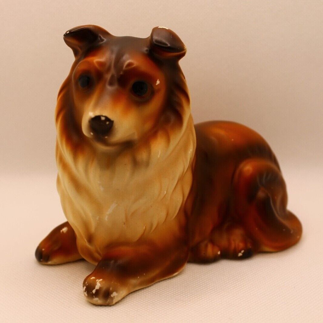 Vintage Border Collie Lassie Dog Ceramic Figurine Japan AS IS CHIPPED PAINT