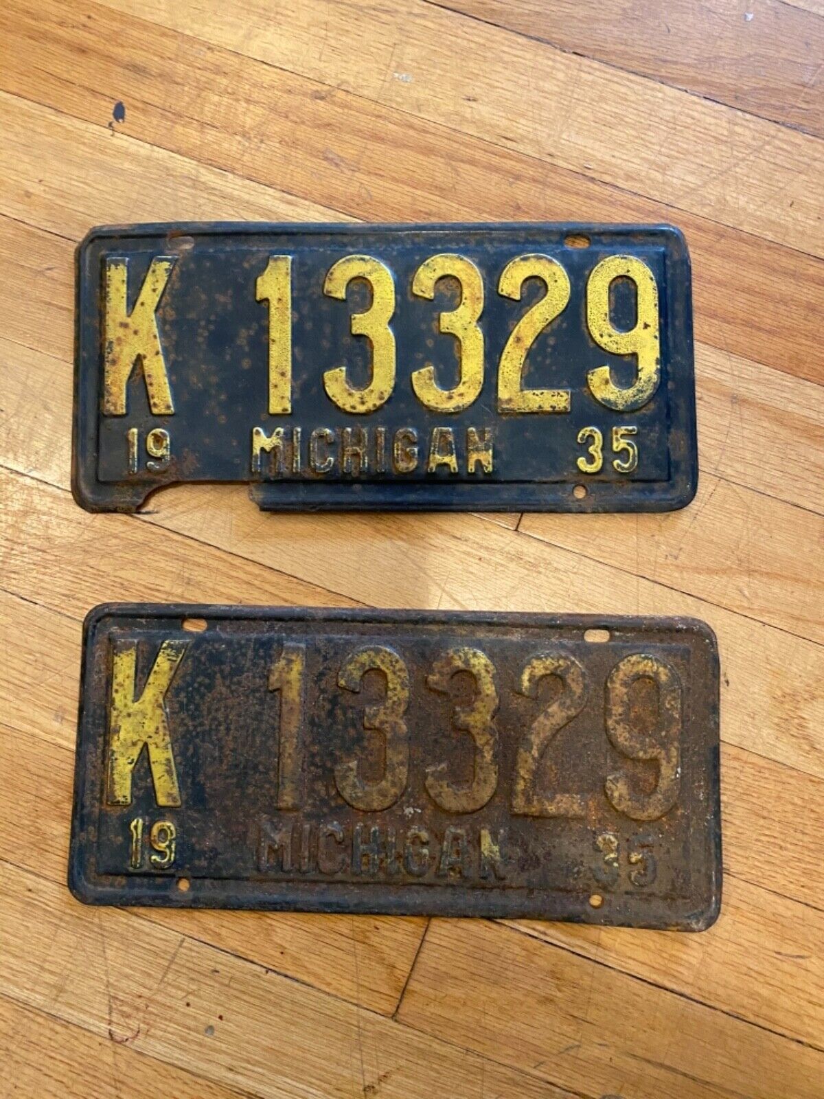 1935 Michigan  License plates Matching pair #K 13329