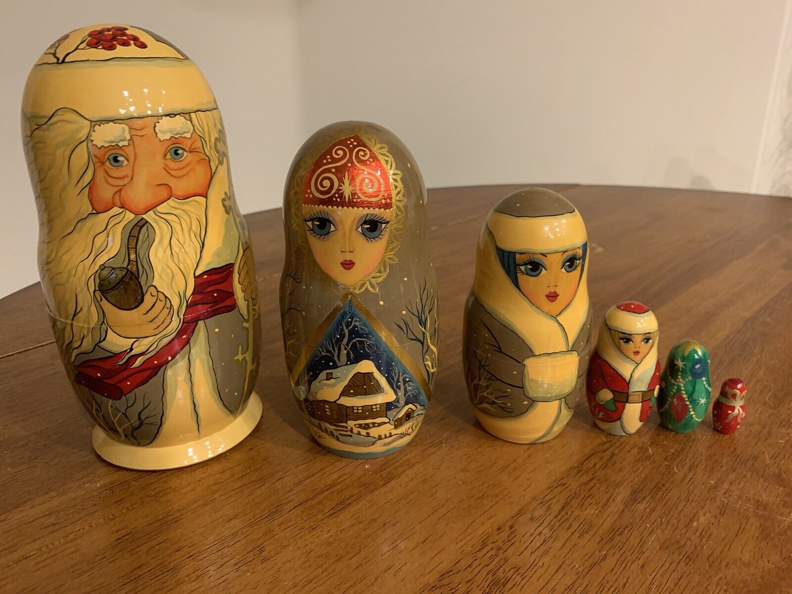 Russian Christmas Wooden Nesting Dolls Signed Santa Gold Gilt Accents Set of 5