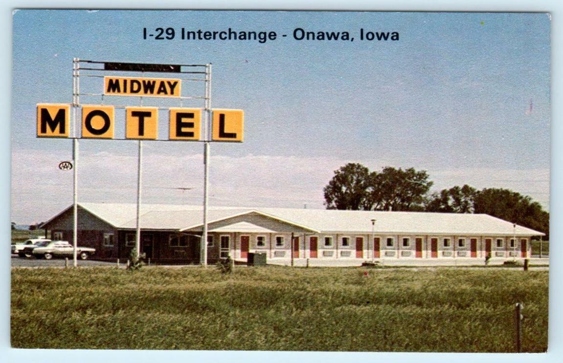 ONAWA, IA Iowa ~ Roadside MIDWAY MOTEL c1960s Cars  Monona County Postcard