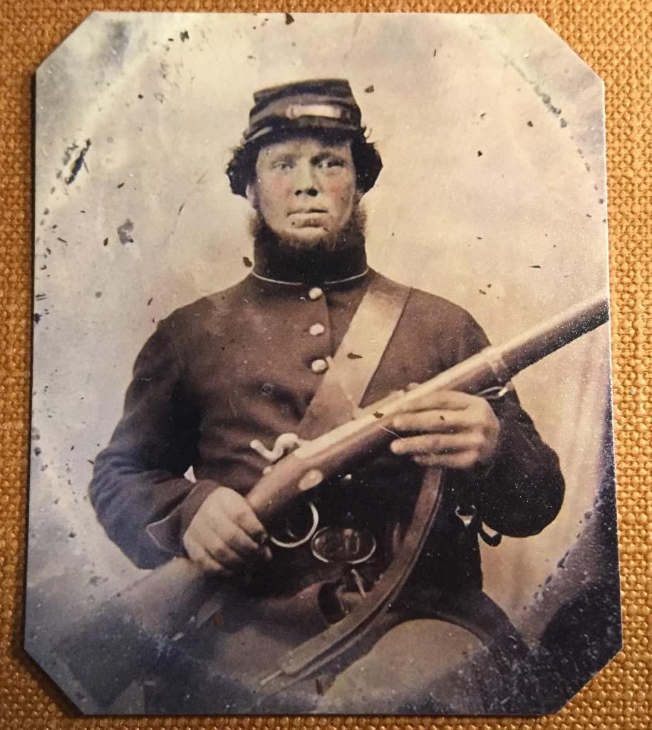 Unidentified Civil War Union Soldier with Musket RP tintype C1162RP