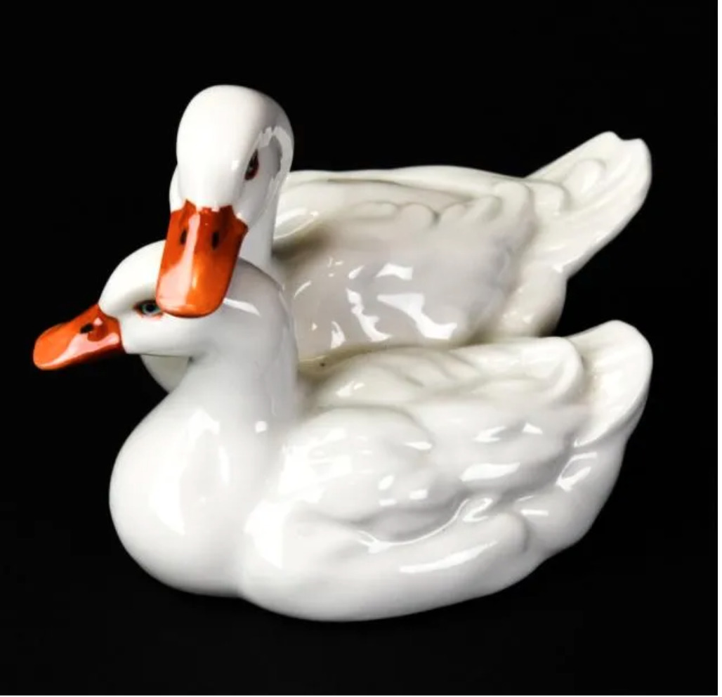 Vintage Original Porcelain Figurine Pair White Ducks Herend Hungary 1950 RARE