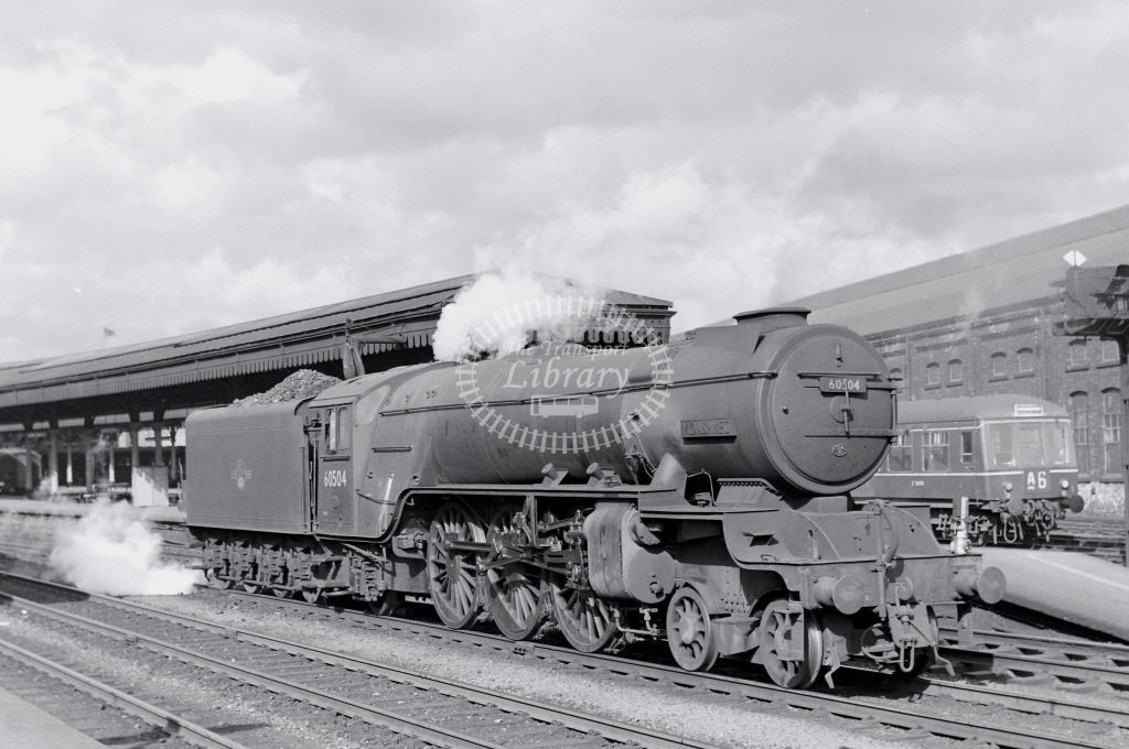 PHOTO BR British Railways Steam Locomotive Class A2 60504  at York