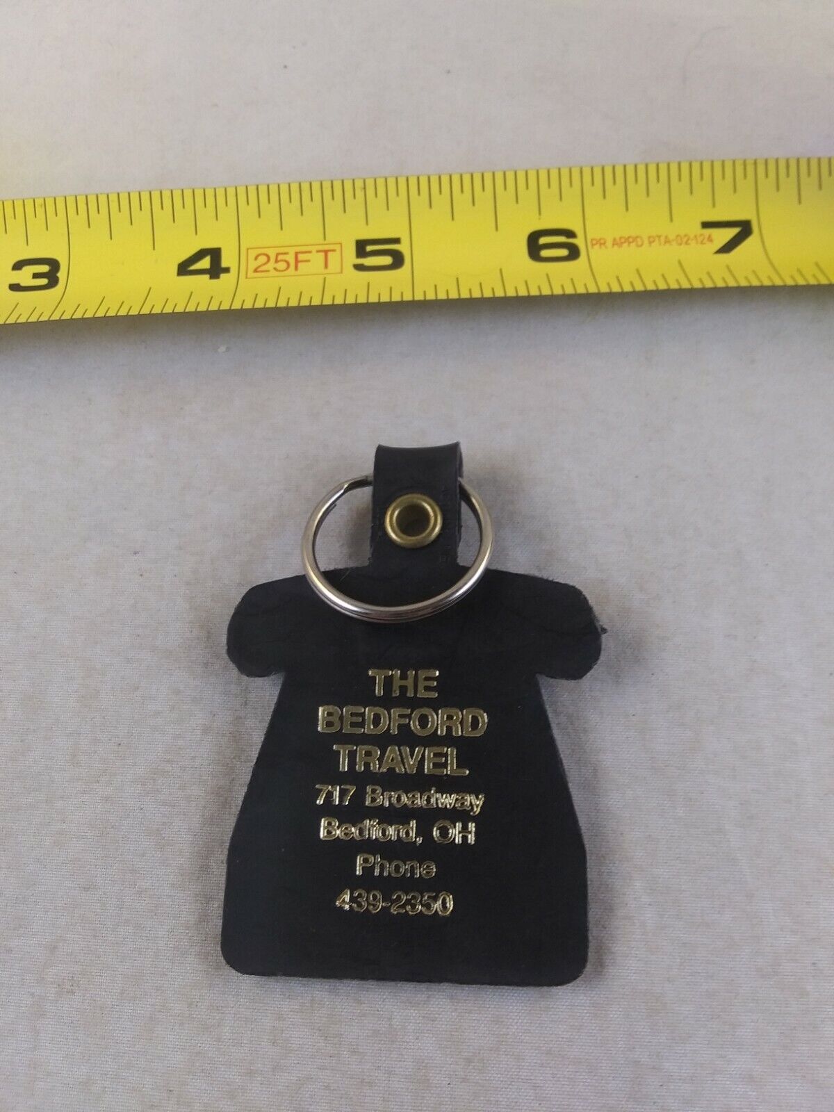 Vintage Bedford Travel Ohio Keychain Key Chain Key Ring Fob Hangtag *QQ80