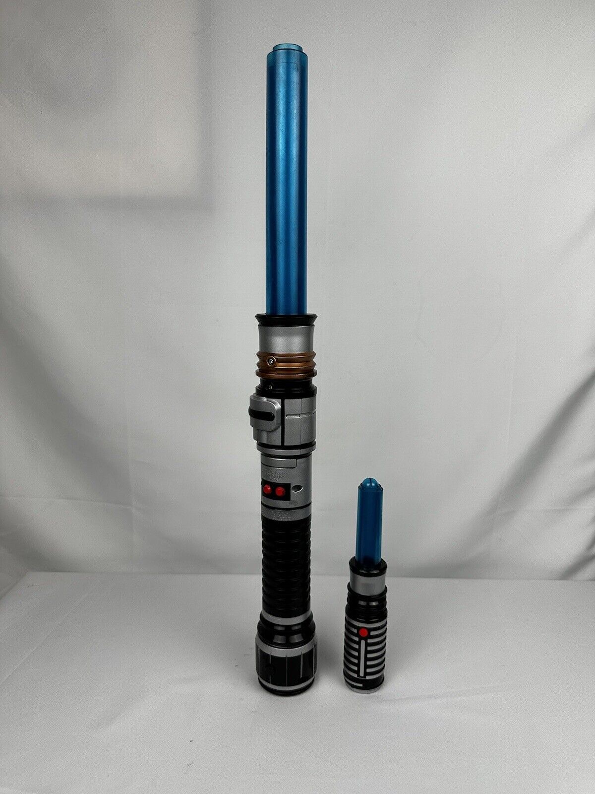 Hasbro Star Wars Blue Telescoping Lightsaber Obi-Wan Kenobi C-086E 2009 Tested