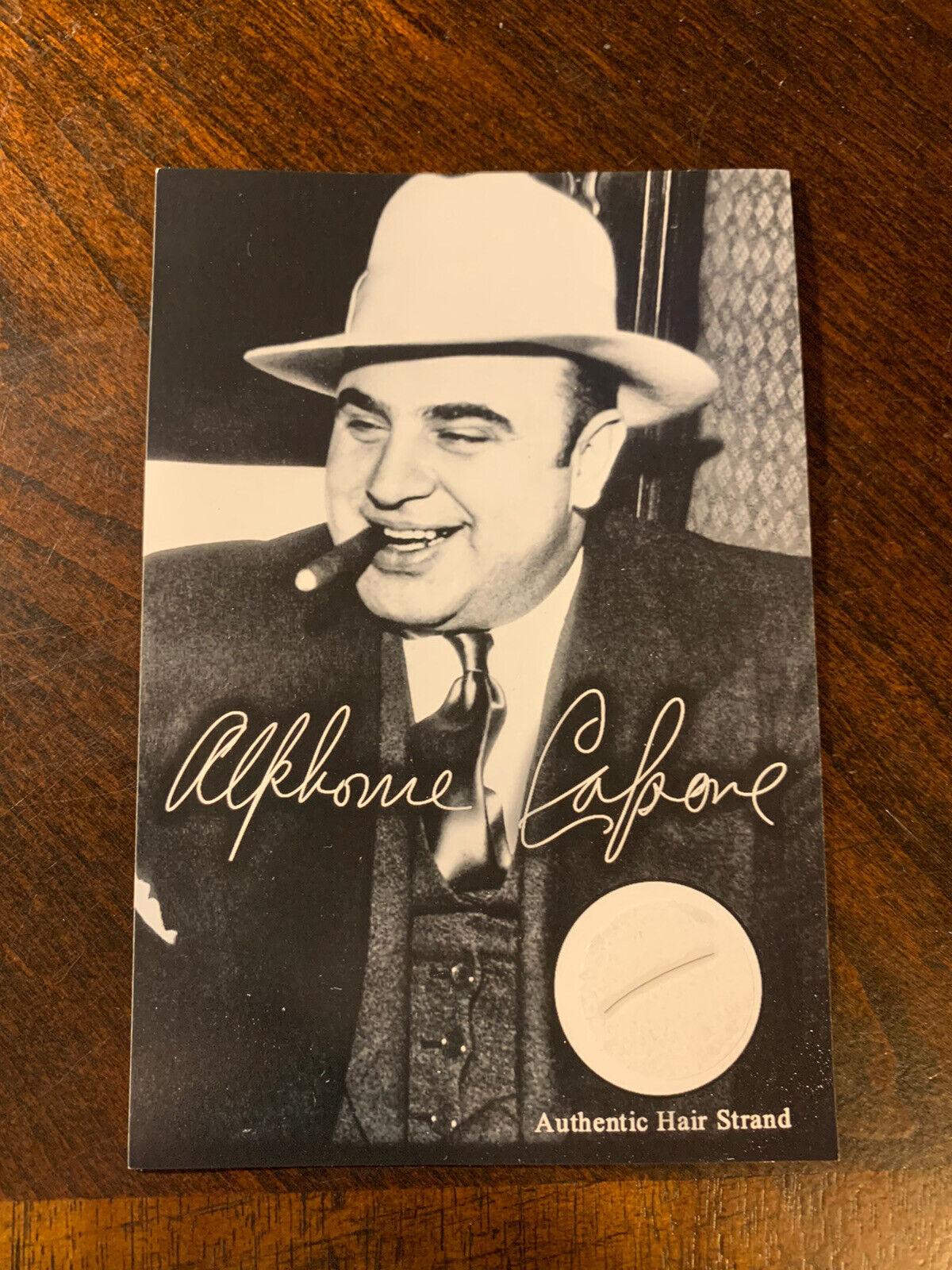 Al Capone Hair Strand Lock Relic Collectible Mafia Chicago Gangster Gang museum