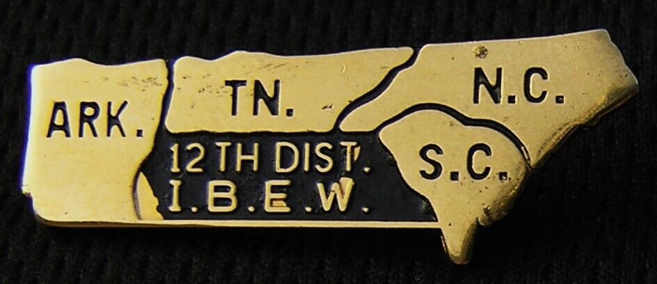 SCARCE VTG IBEW 12TH DISTRICT INT\'L BROTHERHOOD ELECTRICAL WORKERS PIN