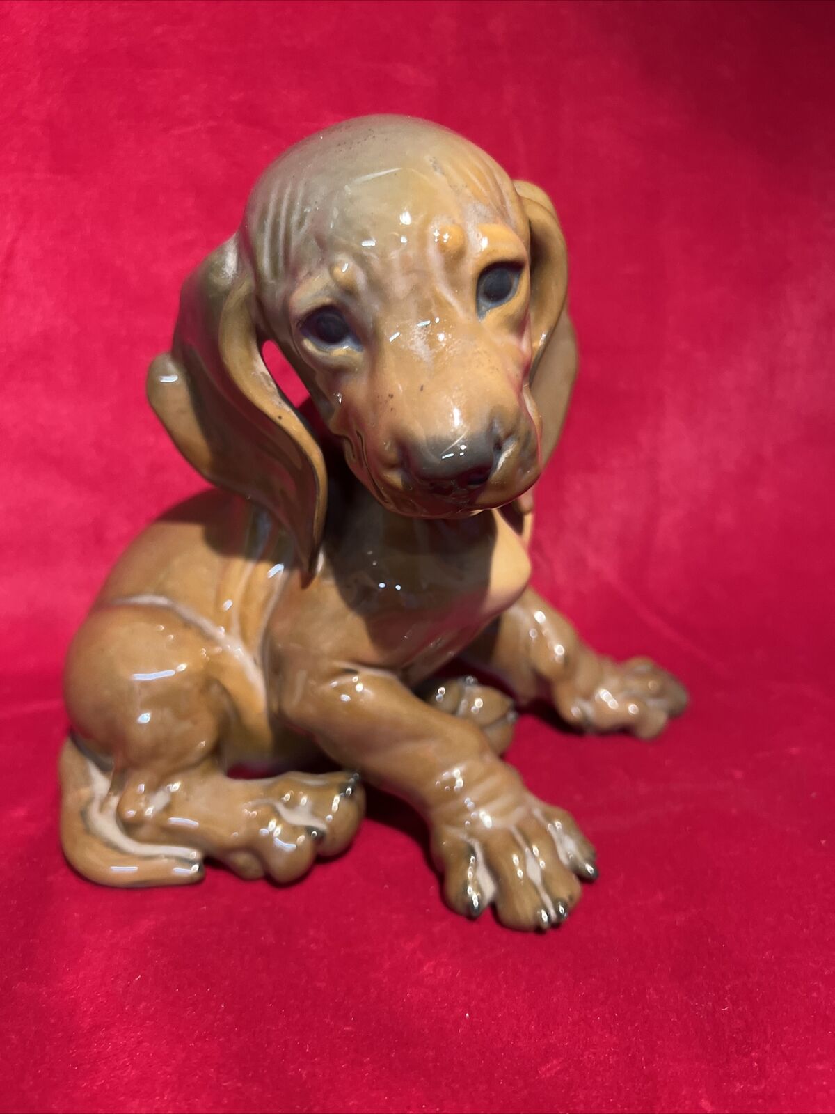 Beautiful 1950s Dachshund Rosenthal Dog Figurine (X)