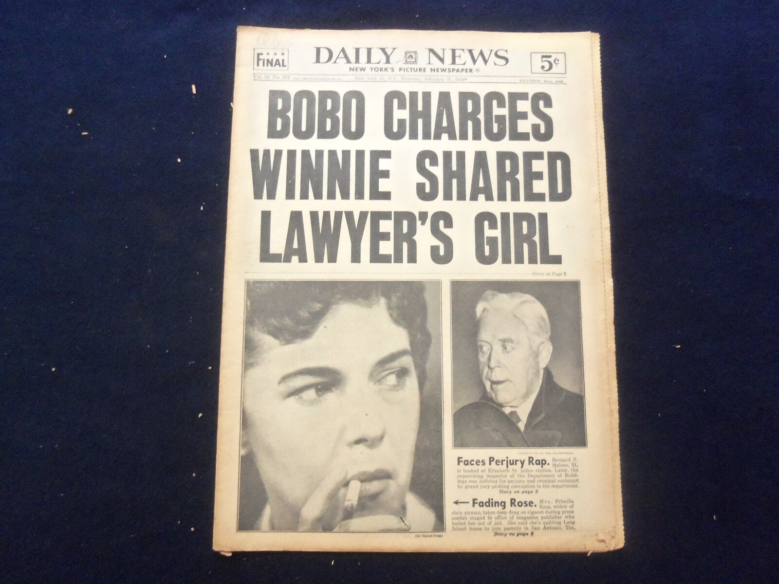 1958 FEB 27 NEW YORK DAILY NEWS NEWSPAPER - WINNIE SHARED LAWYER'S GIRL- NP 6751