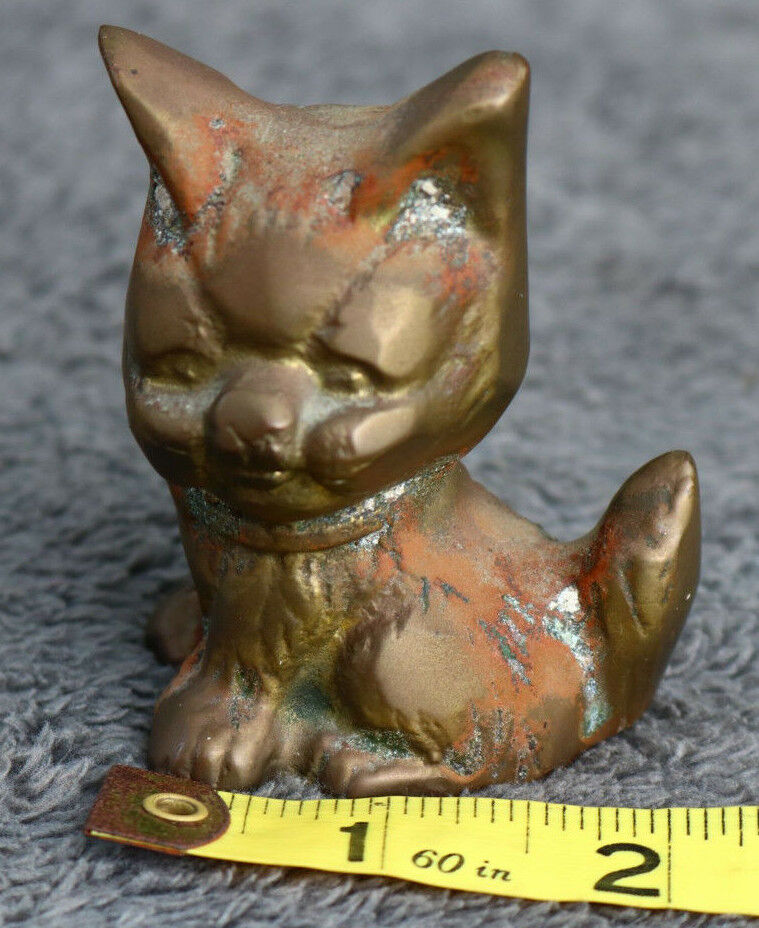 Vintage Tiny Brass Kitten Cat Cute Plucky Unique Art Hiding Adorable Gift old XG