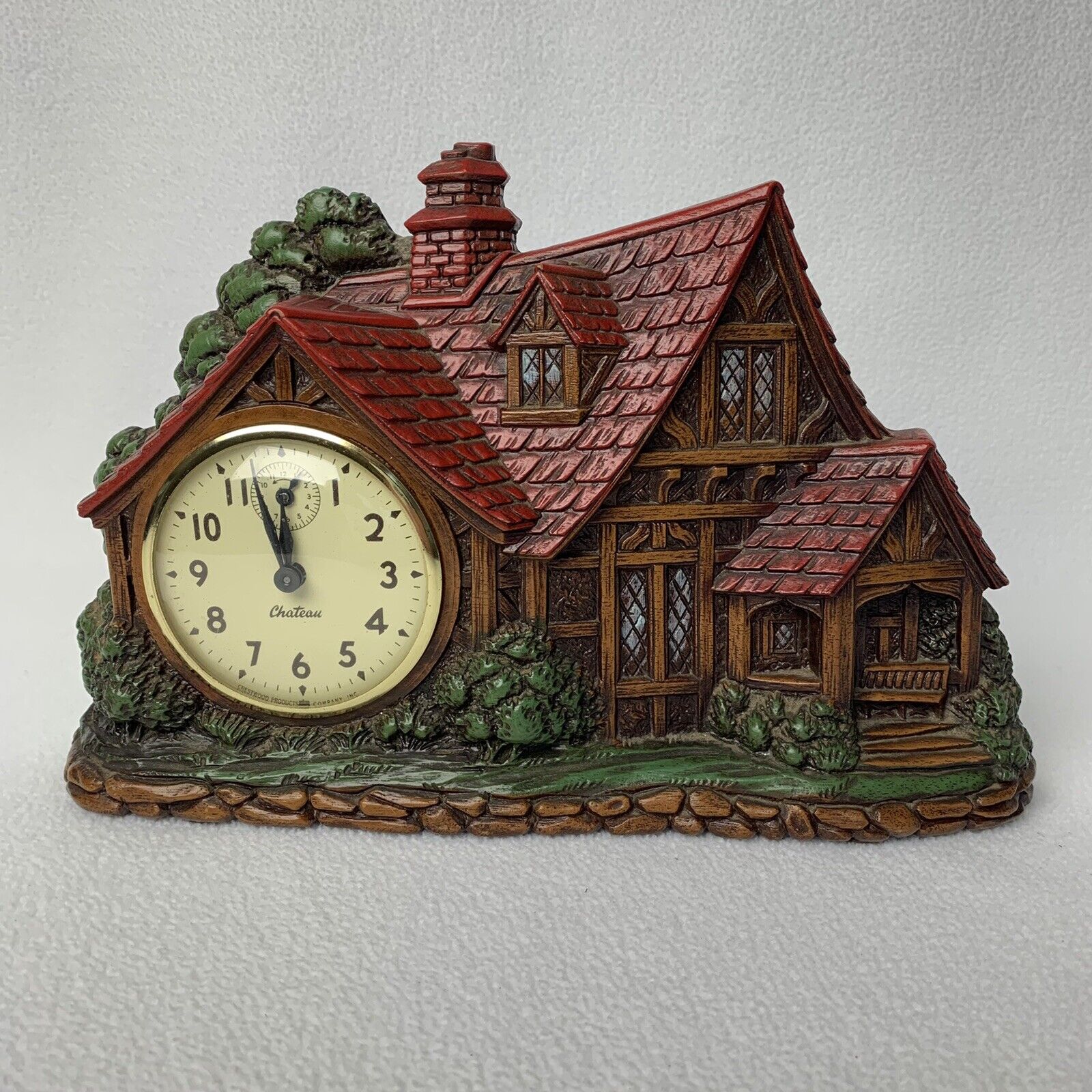 Vintage 1960’s Crestwood Chateau Cottage Shelf Clock 7” x 11” Works Windup Read