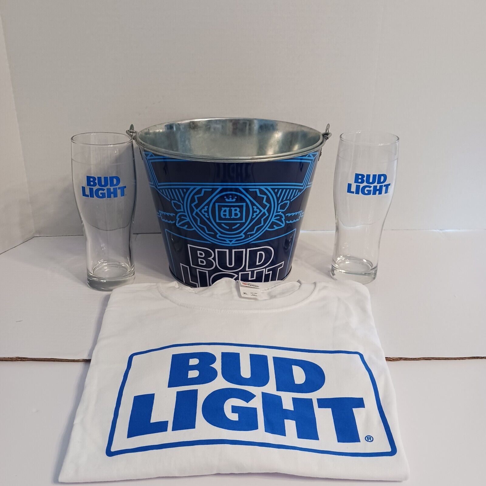 Bud Light Beer Bucket With Handle, 2 Budwieser Glass And Brandnew Tee-shirt 