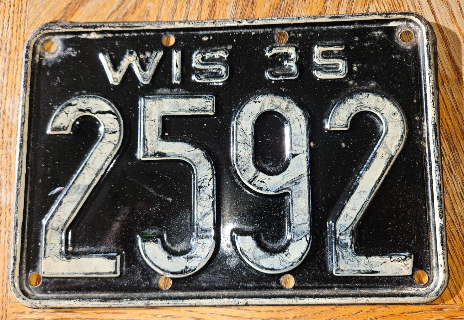 1935 Wisconsin License Plate (Single) Short-format plates - 4-Digit