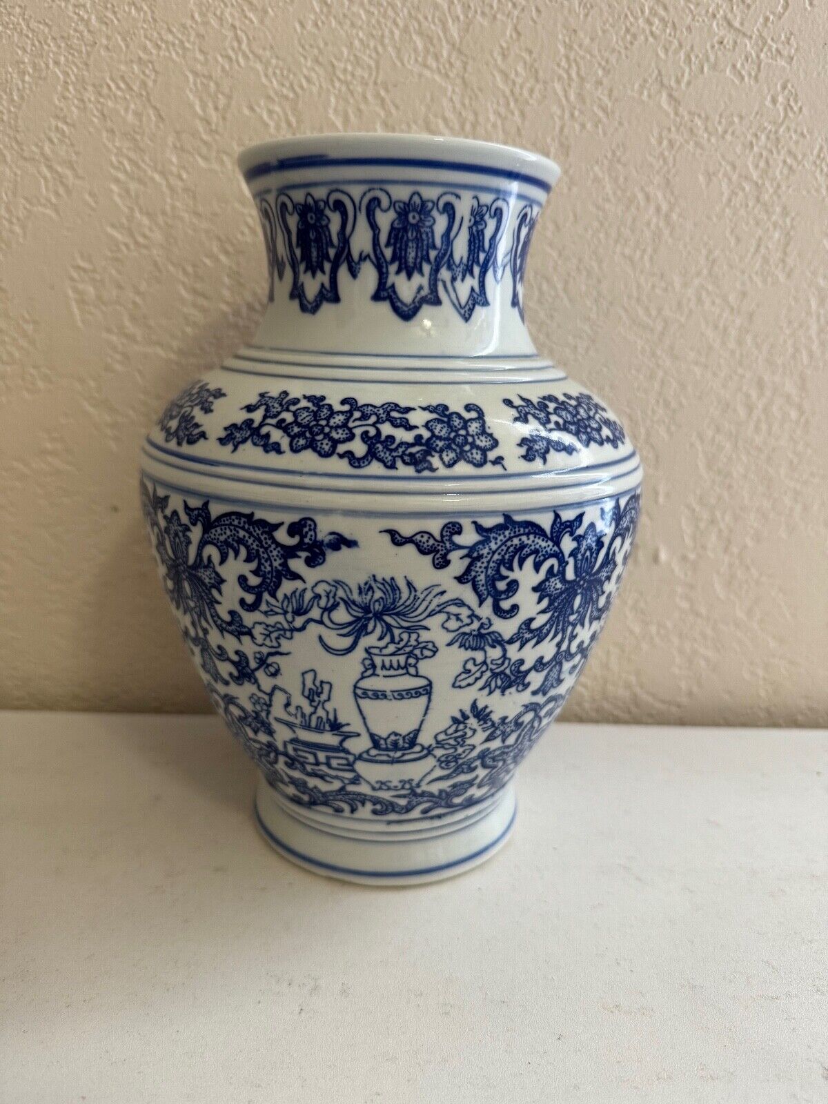 Chinese Blue & White Porcelain Vase Auspicious Symbols Decoration Qianlong Mark