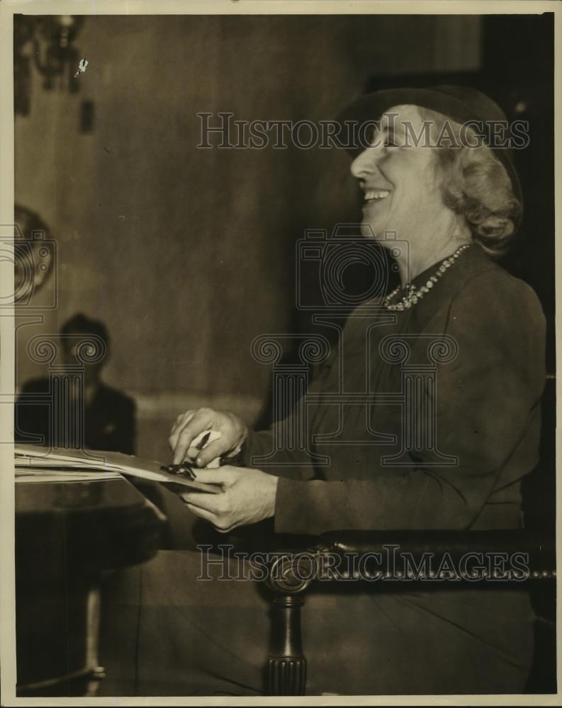 Press Photo Jeanette Rankin Appears as Witness Before Council War Prevention