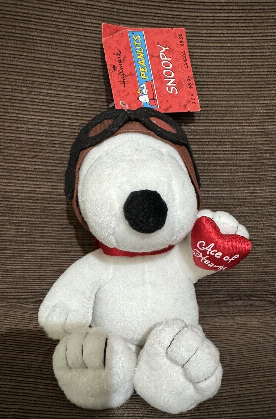 Snoopy Peanuts Valentines Plush Hallmark Flying Ace of Hearts EUC