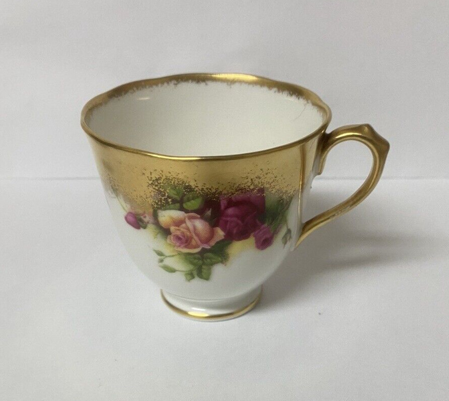 Royal Chelsea Golden Rose Small Tea Cup
