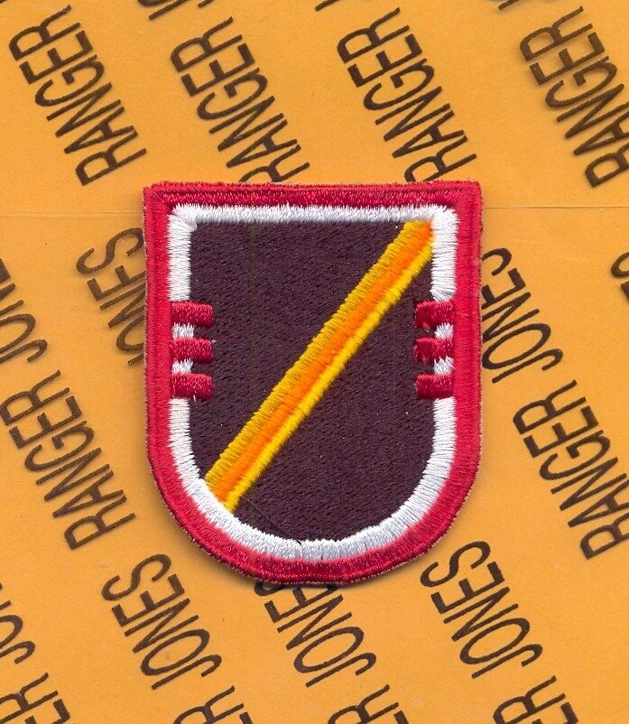 US Army 3rd Sq 16th Cavalry Bn Airborne parachute beret flash patch c/e