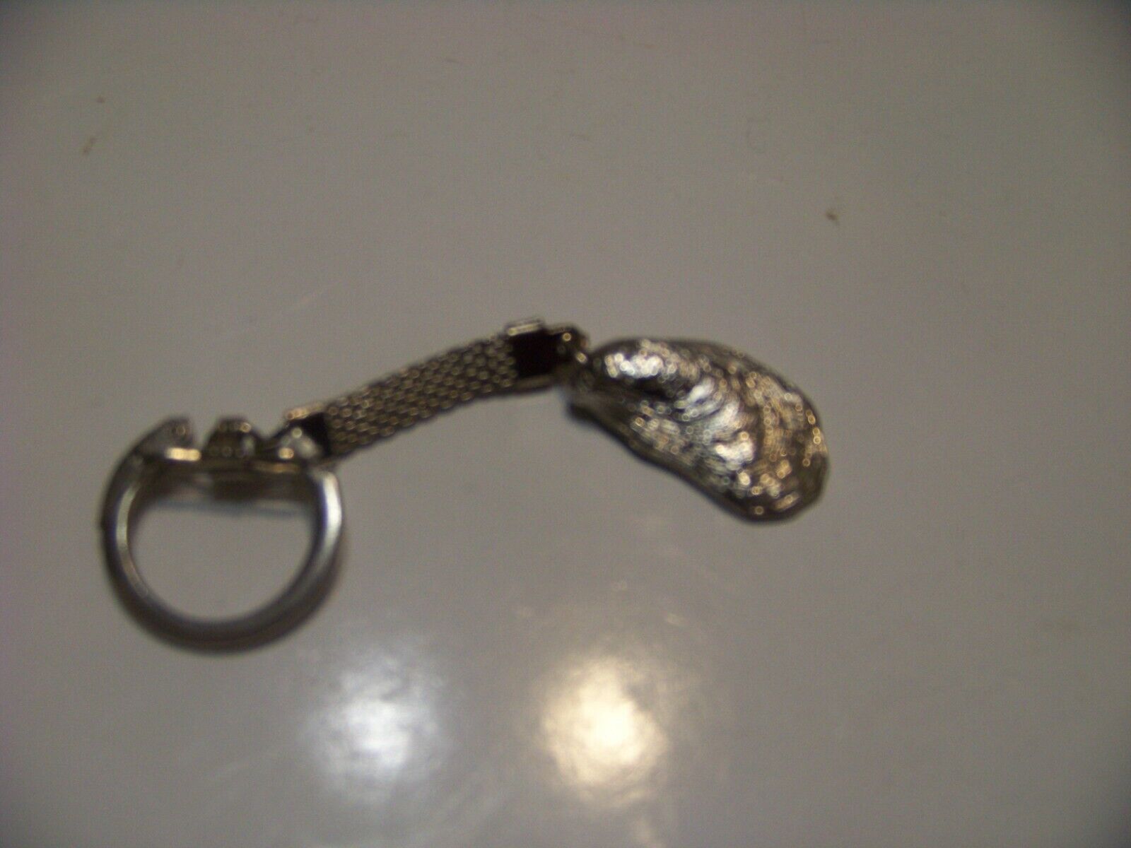 Vintage seashell metal shell keychain Keyring 