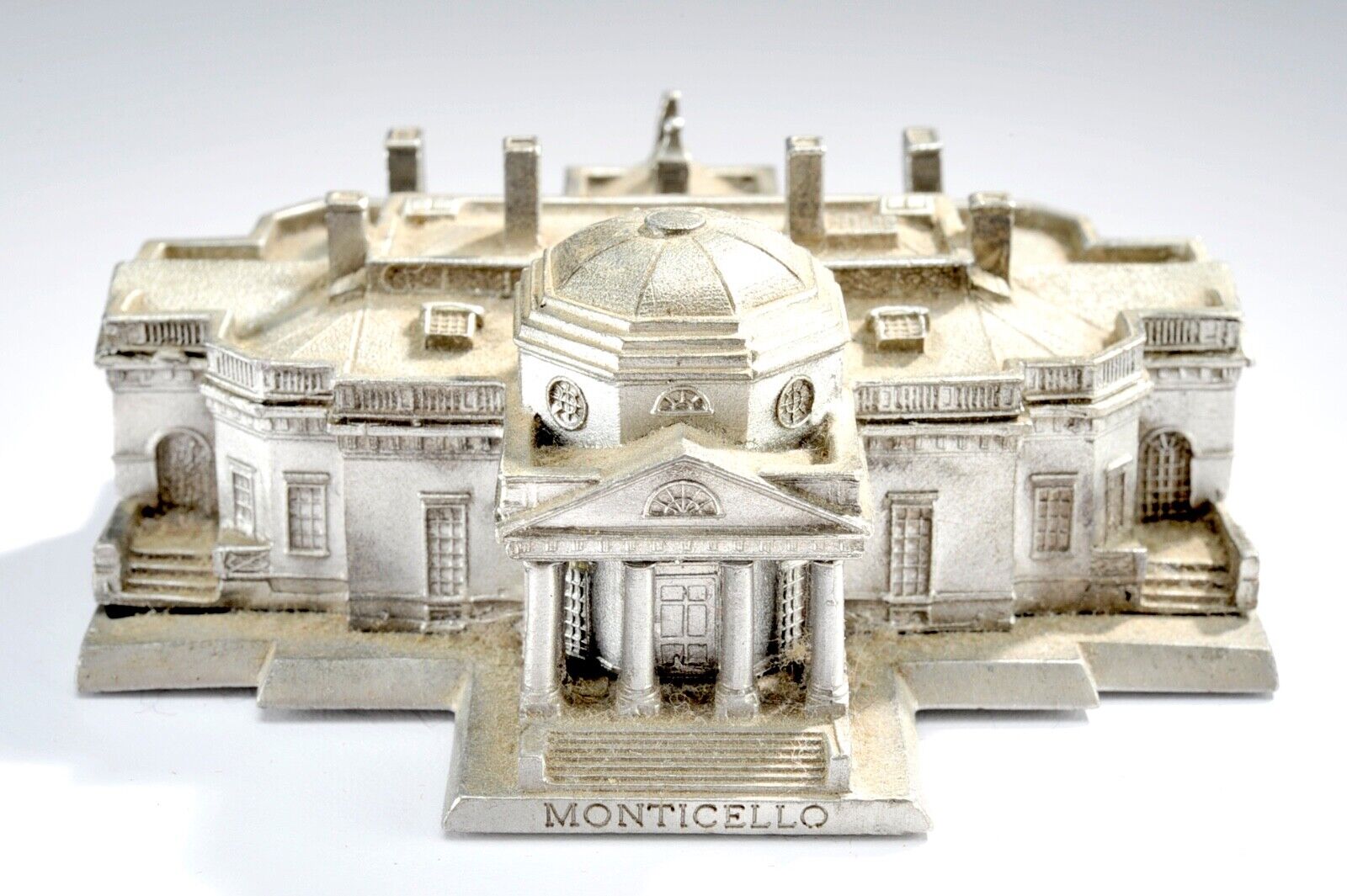Vintage Architectural Monticello Paperweight - Home of Thomas Jefferson