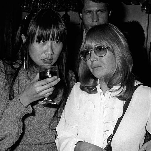 May Pang & Cynthia Lennon at the book party for Mike McCartney - 1981 Photo 1