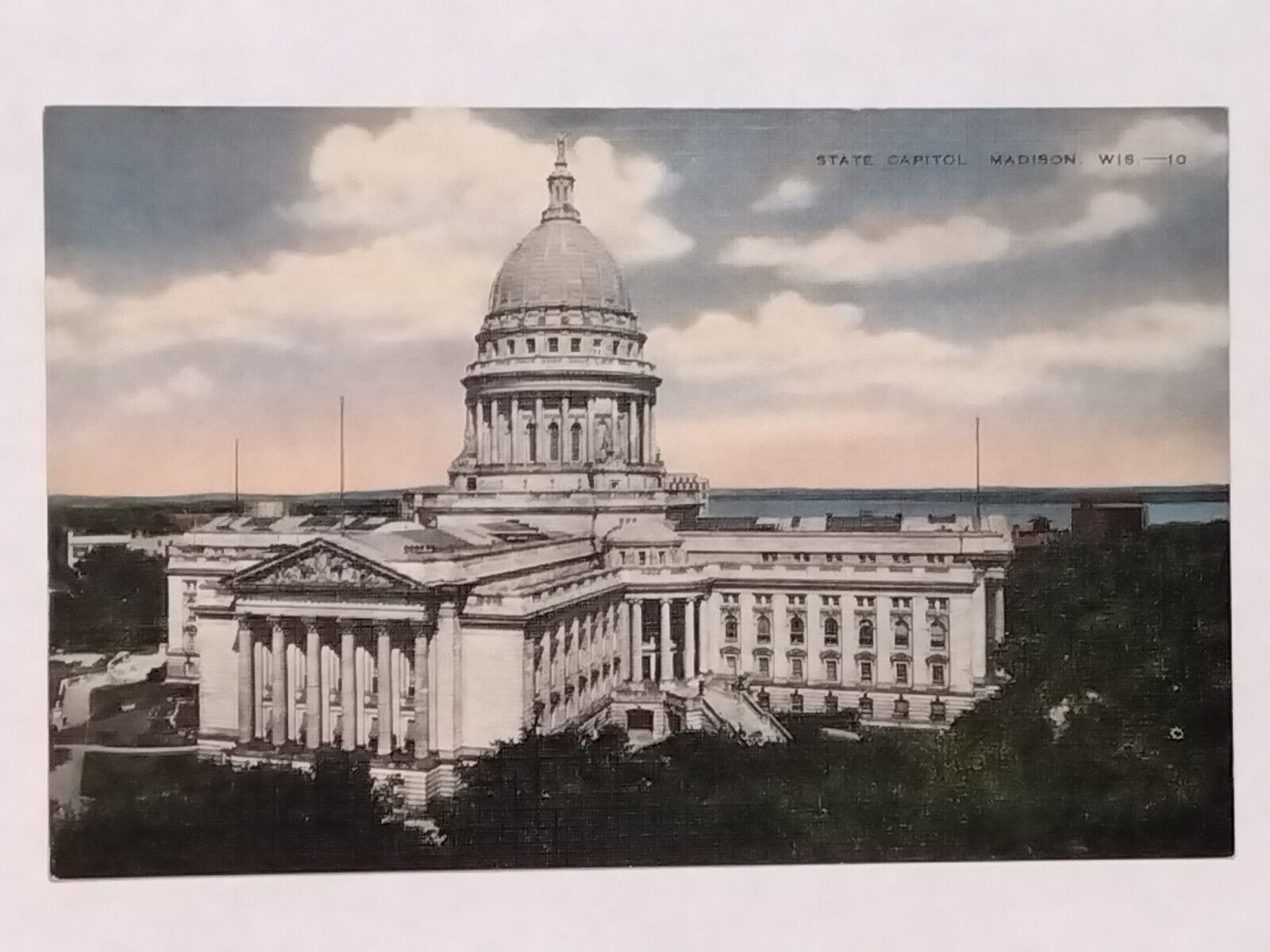 Postcard Madison State Capitol Linen University City Of Wisconsin 