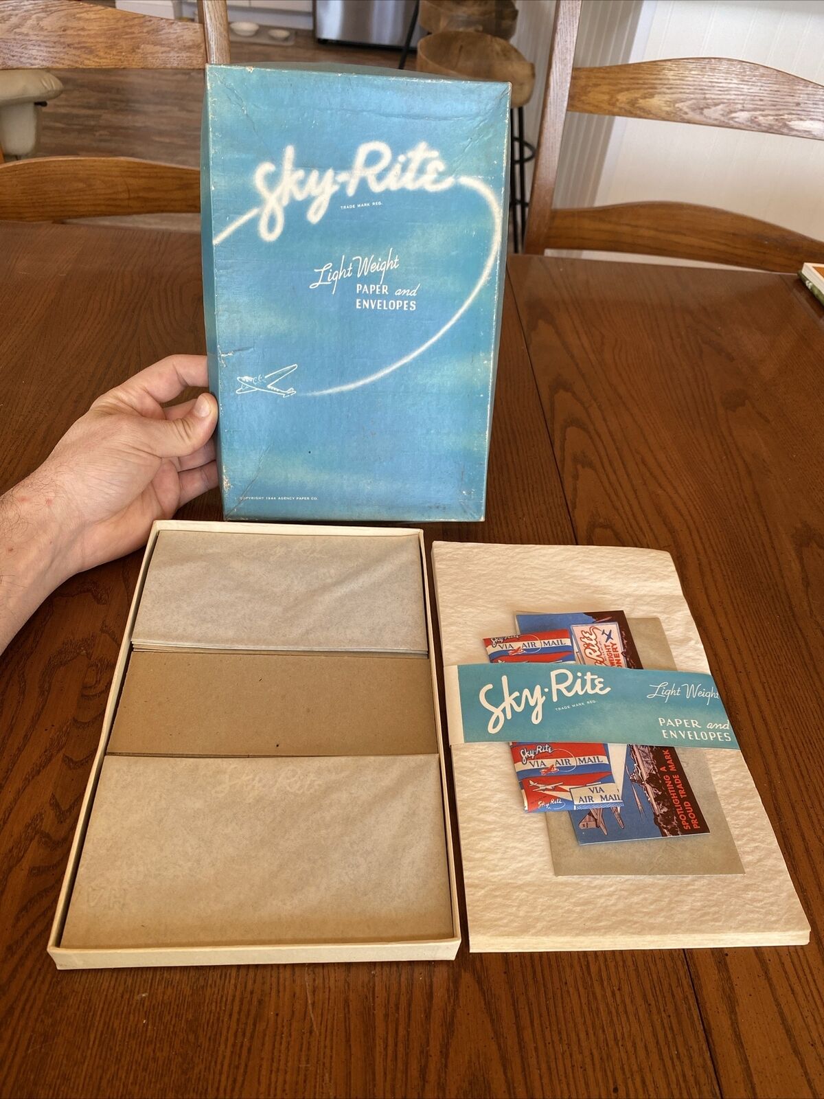WWII era 1944 Sky-Rite Air Mail Stationary Paper Sheets & Envelopes Lightweight
