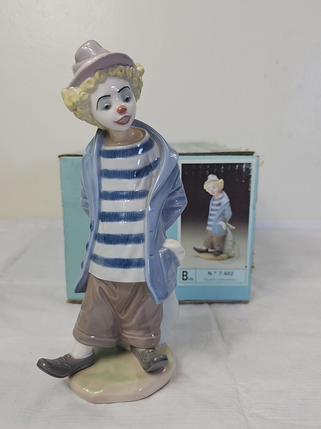 Lladro “Little Traveler” Figurine #7602 In Original Box Mint Condition 1986 