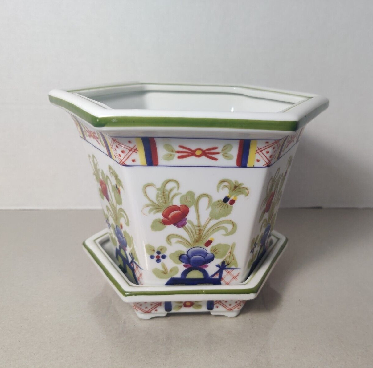 Vintage Japanese Porcelain Flower Cache Pot 