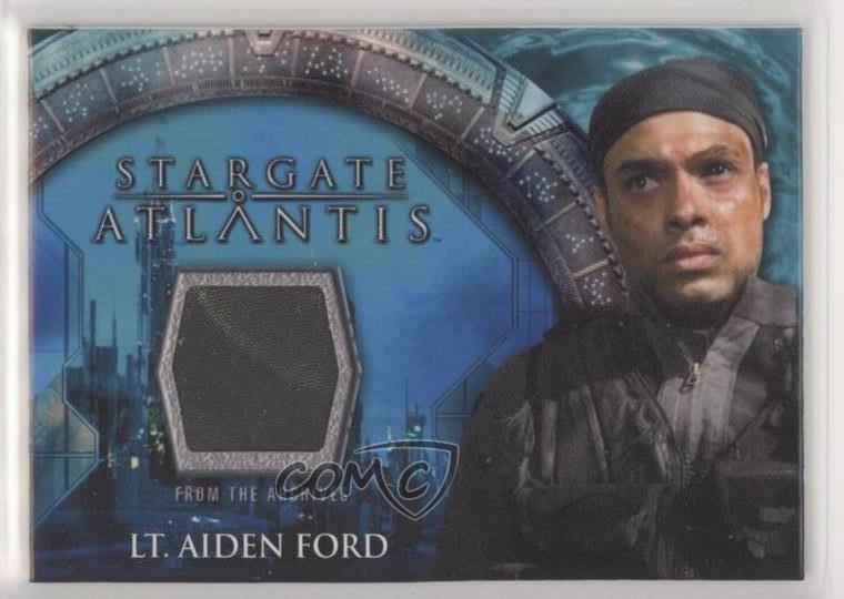2009 Rittenhouse Stargate Heroes Lt Aiden Ford b6s