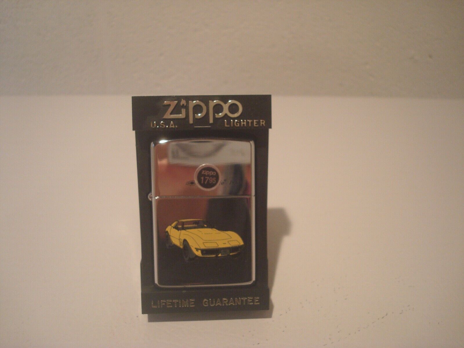 1993 Zippo Lighter 1969 GM CHEVY CORVETTE STINGRAY C3 427 T-Tops Vette MINT NIB