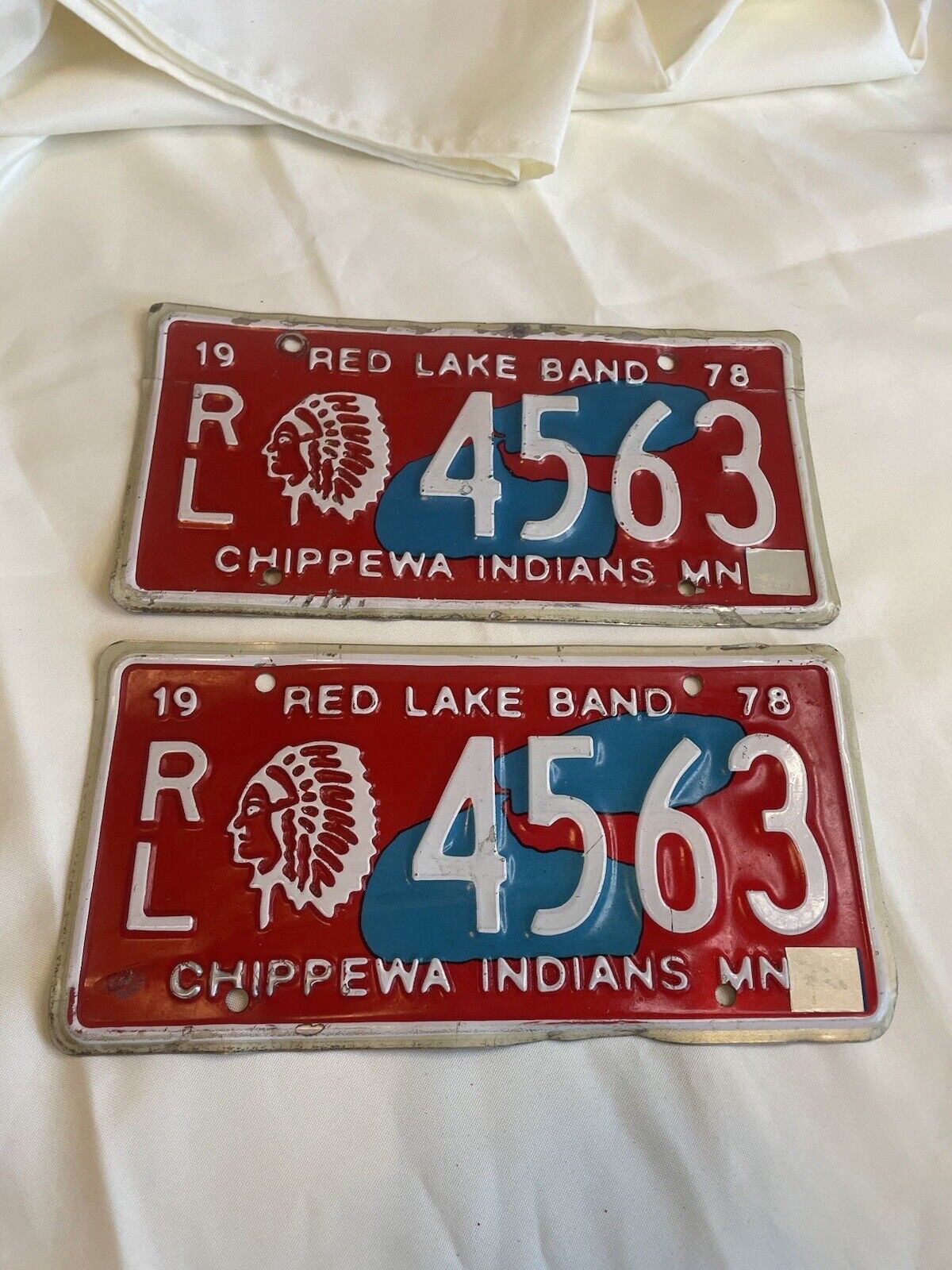 Vintage 1978 Minnesota Red Lake Band Chippewa Indians License Plates 4563 SET
