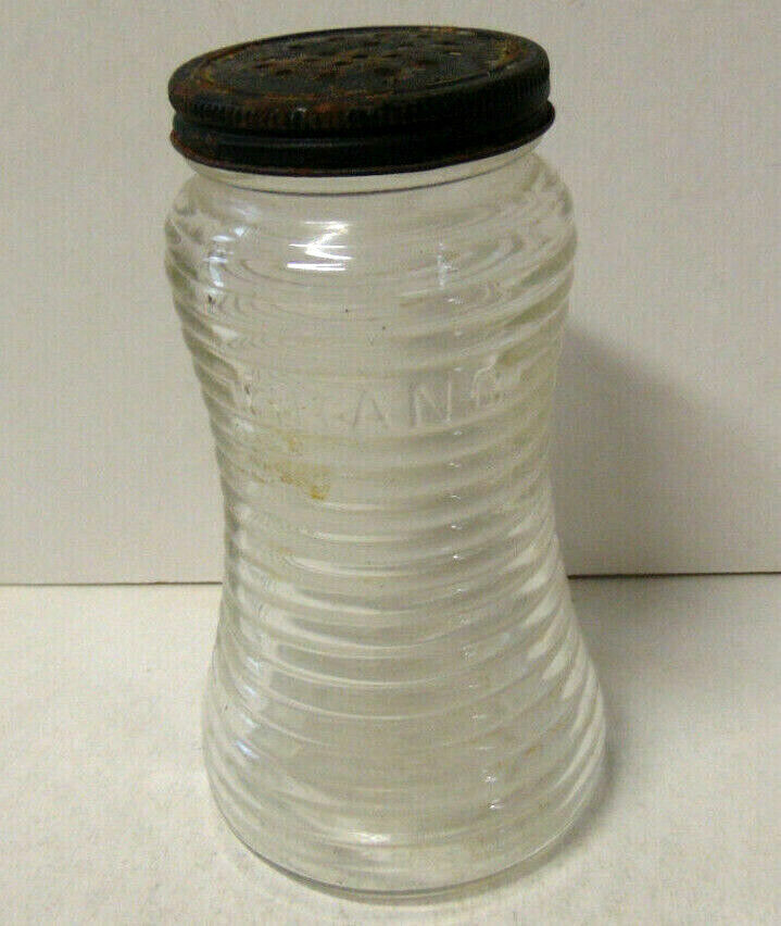 Vintage Grano Ribbed Glass Shaker Jar With Metal Lid For Pepper Flakes or Cheese