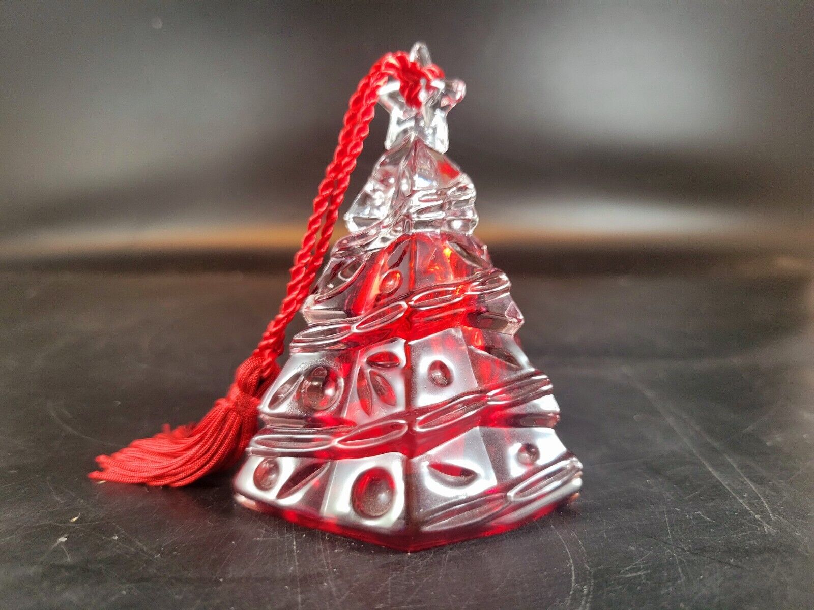 Marquis Waterford red crystal Christmas Tree Star Bell 3.5\