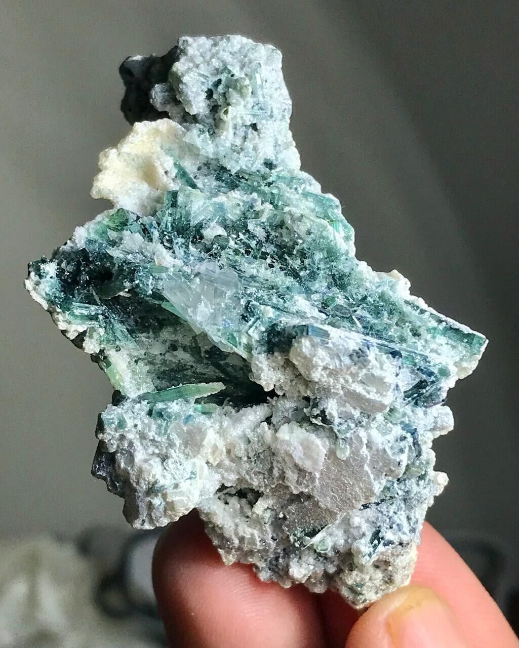 Indicolite Tourmaline Crystal specimen from Afghanistan 156 Carats (2) 2
