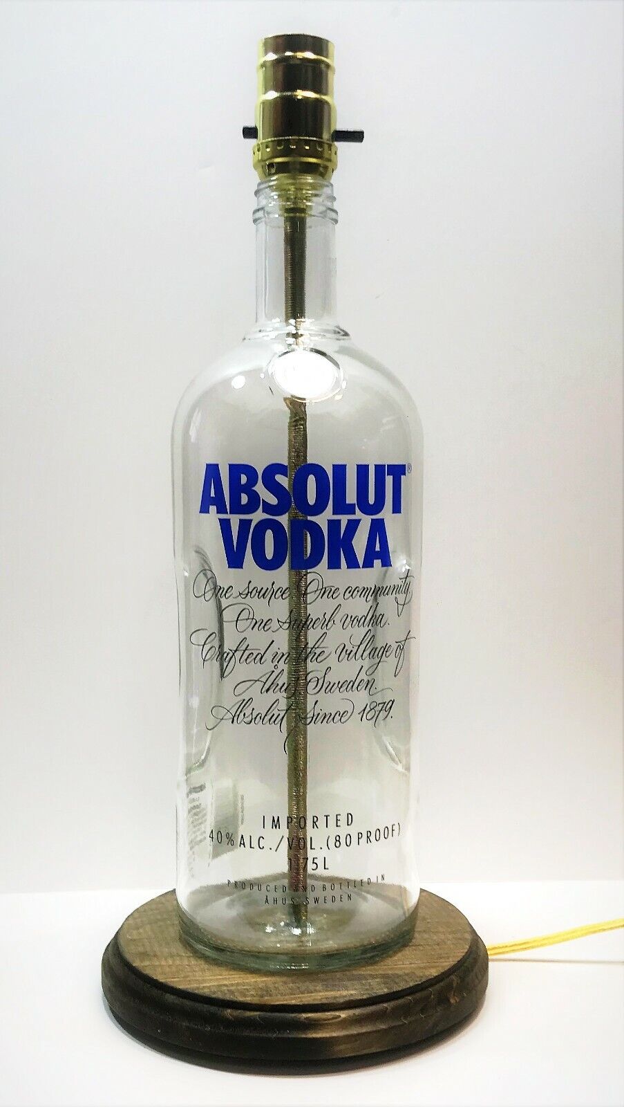 Absolut Vodka Large 1.75L Liquor Bar Bottle Lounge TABLE LAMP Light w/ Wood Base