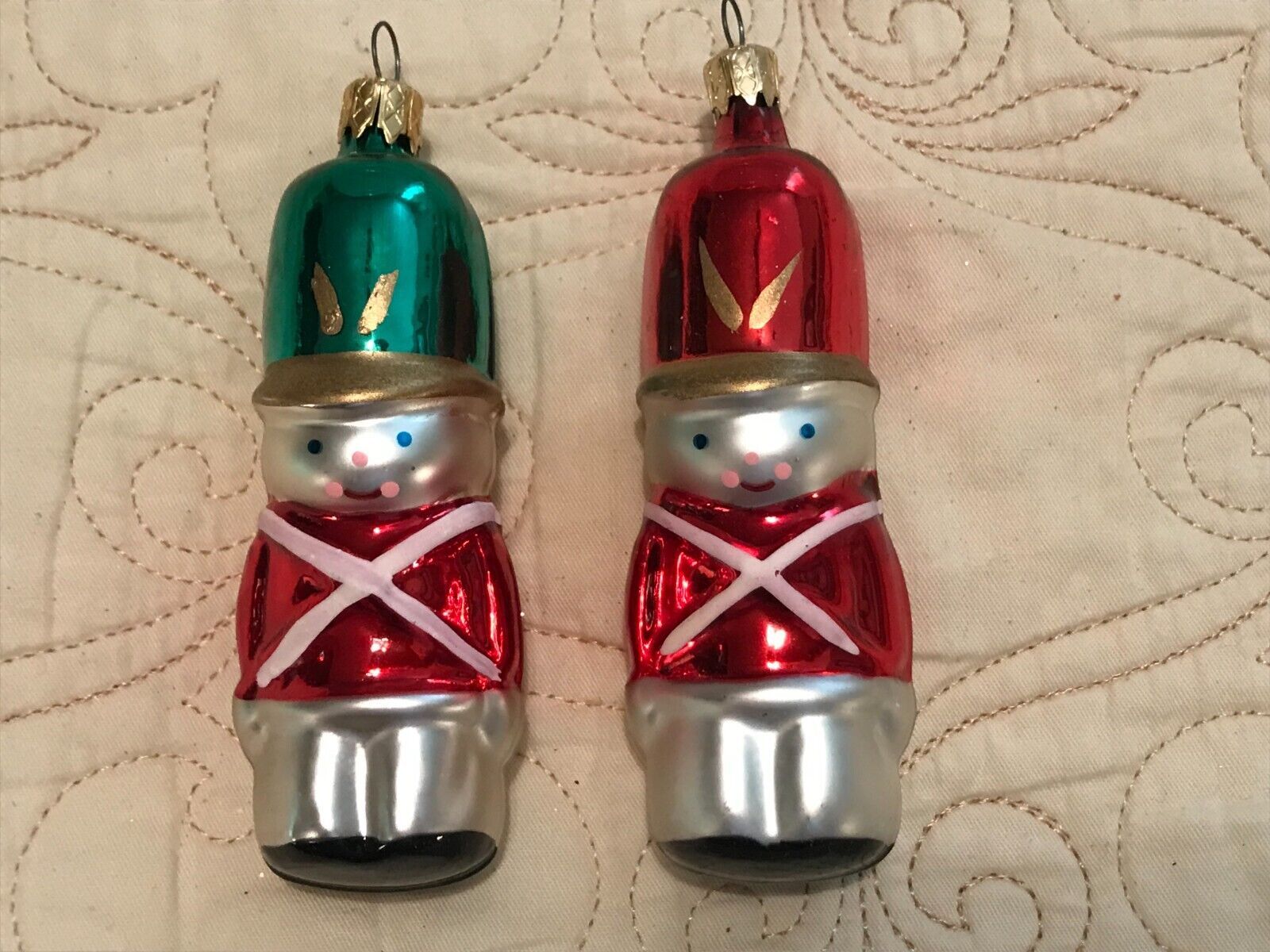 Christmas ornaments set of 2 color glass soldiers columbia CH1791