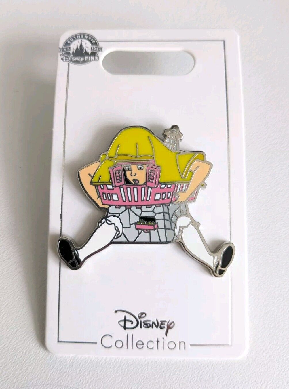 Disney Store Alice in White Rabbits House Pin New on Card 2022 PP149274