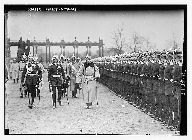 Photo:Kaiser inspecting troops