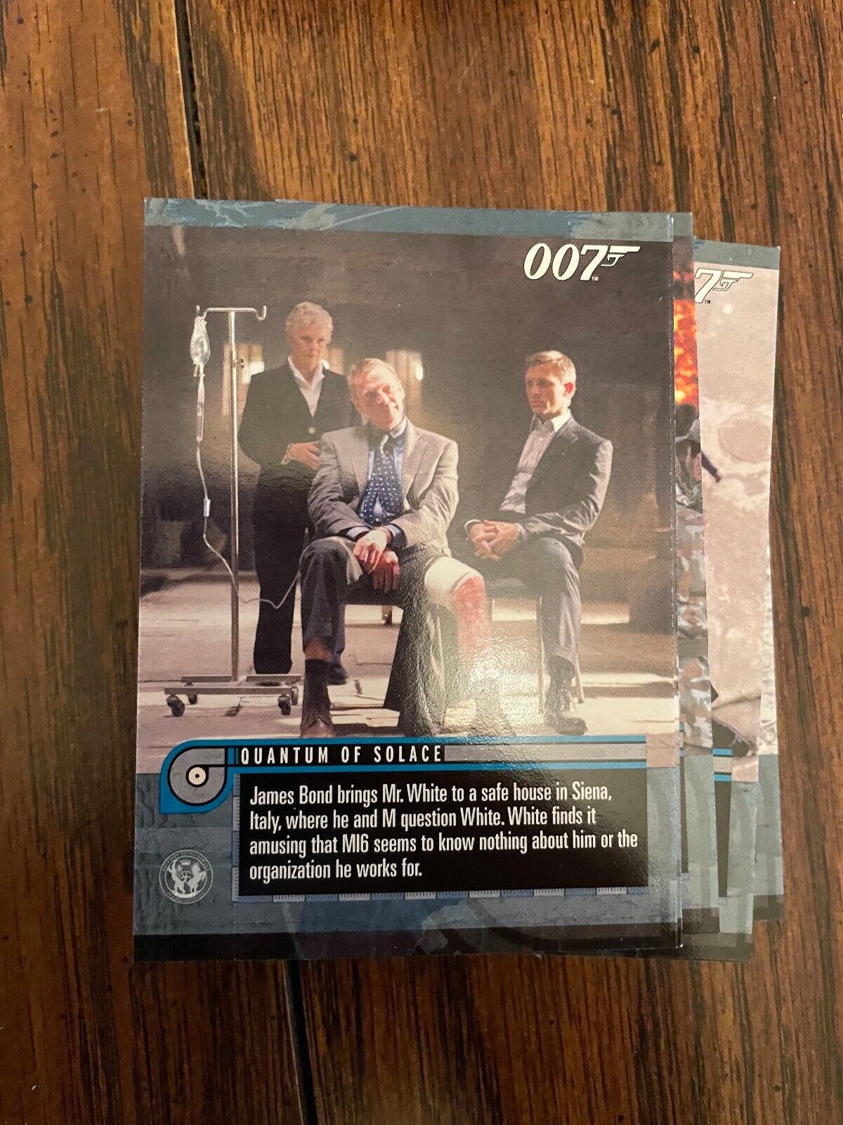 2011 JAMES BOND 007 MISSION LOGS TRADING CARDS -  YOU PICK