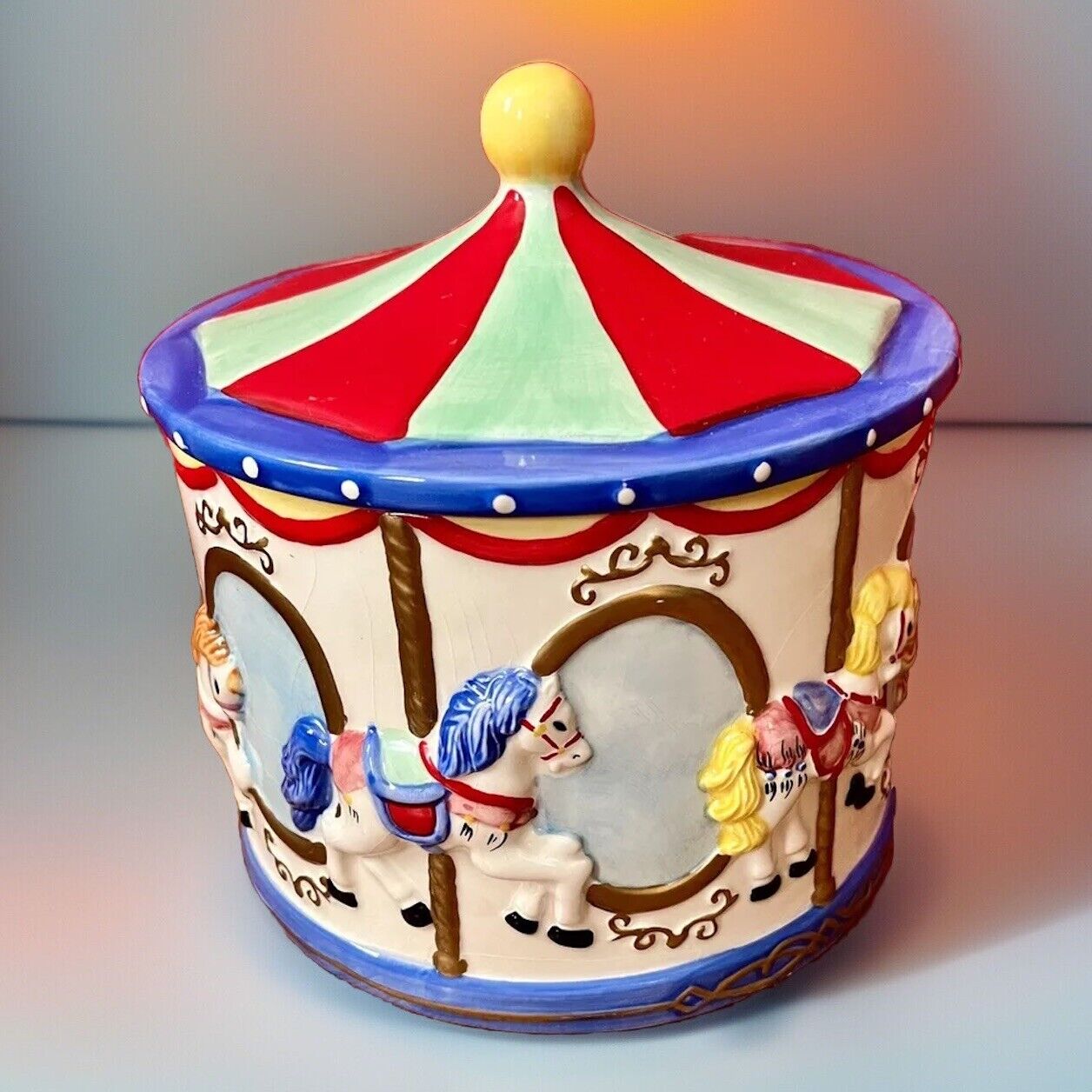 Vintage Retro Carousel Horse Cookie Jar Storage Container White Ceramic Circus