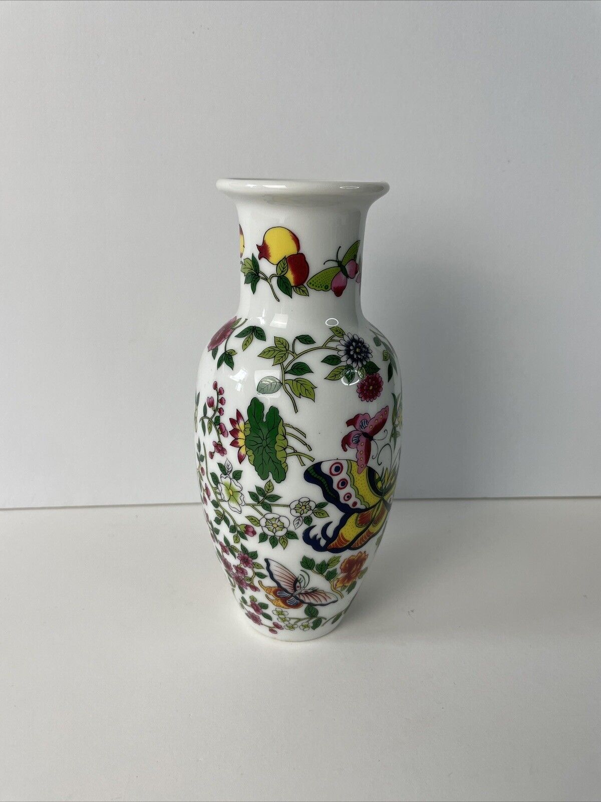 Vintage Porcelain Vase Flowers Garden   Thousand Butterflies Japan Cottagecore