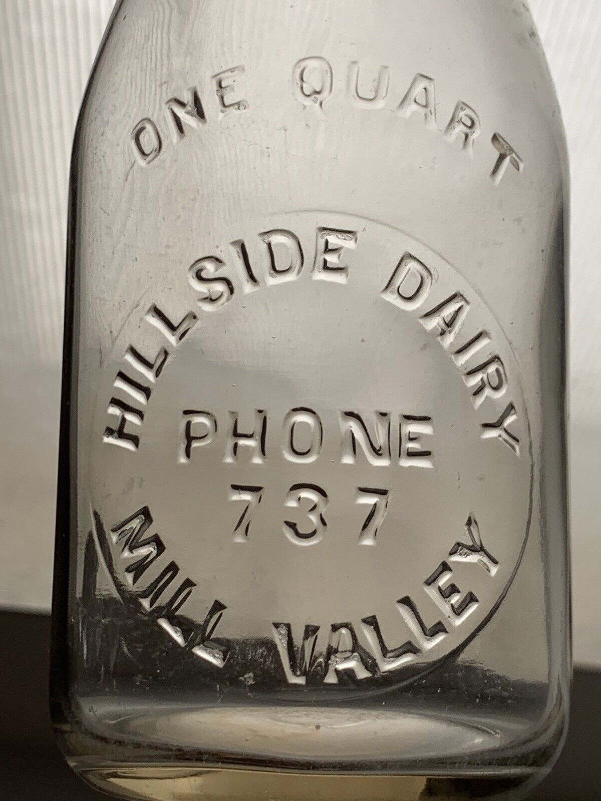 Rare Western Antique HILLSIDE DAIRY Embossed Milk Bottle, MILL VALLEY, CAL 1 QT