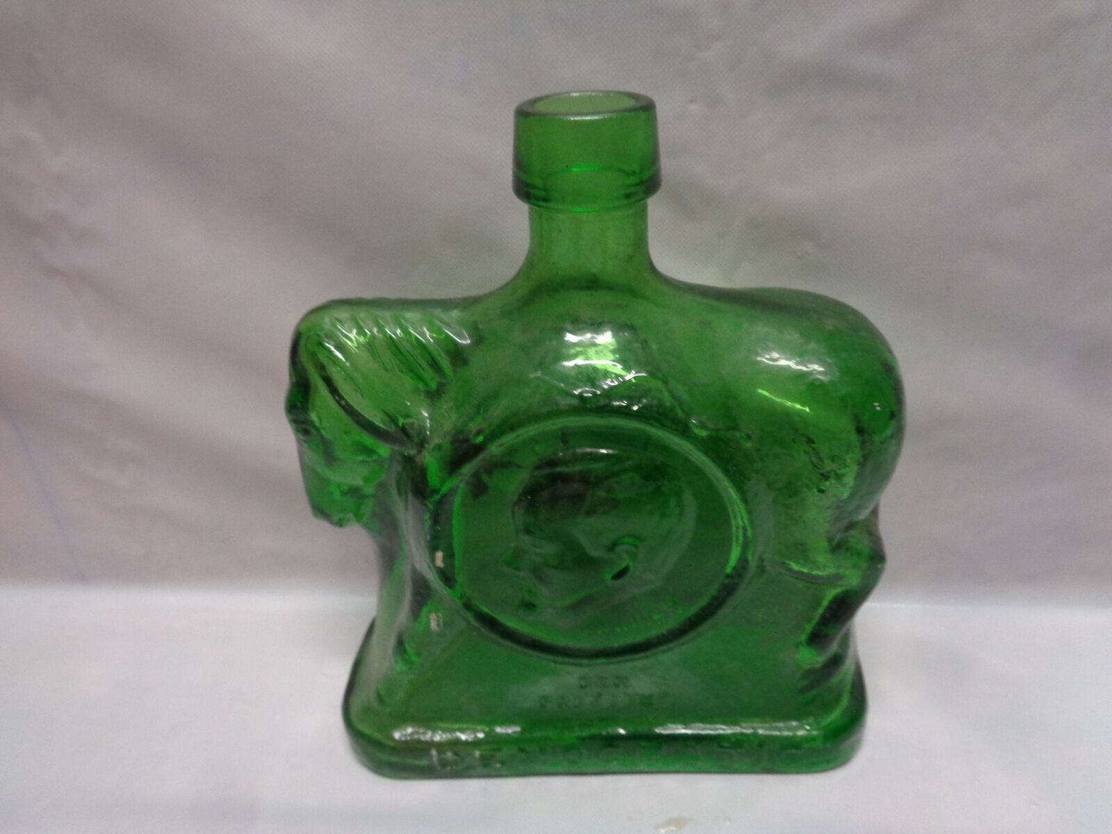1968 Wheaton Democrat Donkey Humphrey Muskie\' 68 Green Glass Decanter Bottle